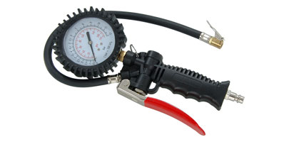 Tyre Inflator with Rotating Gauge